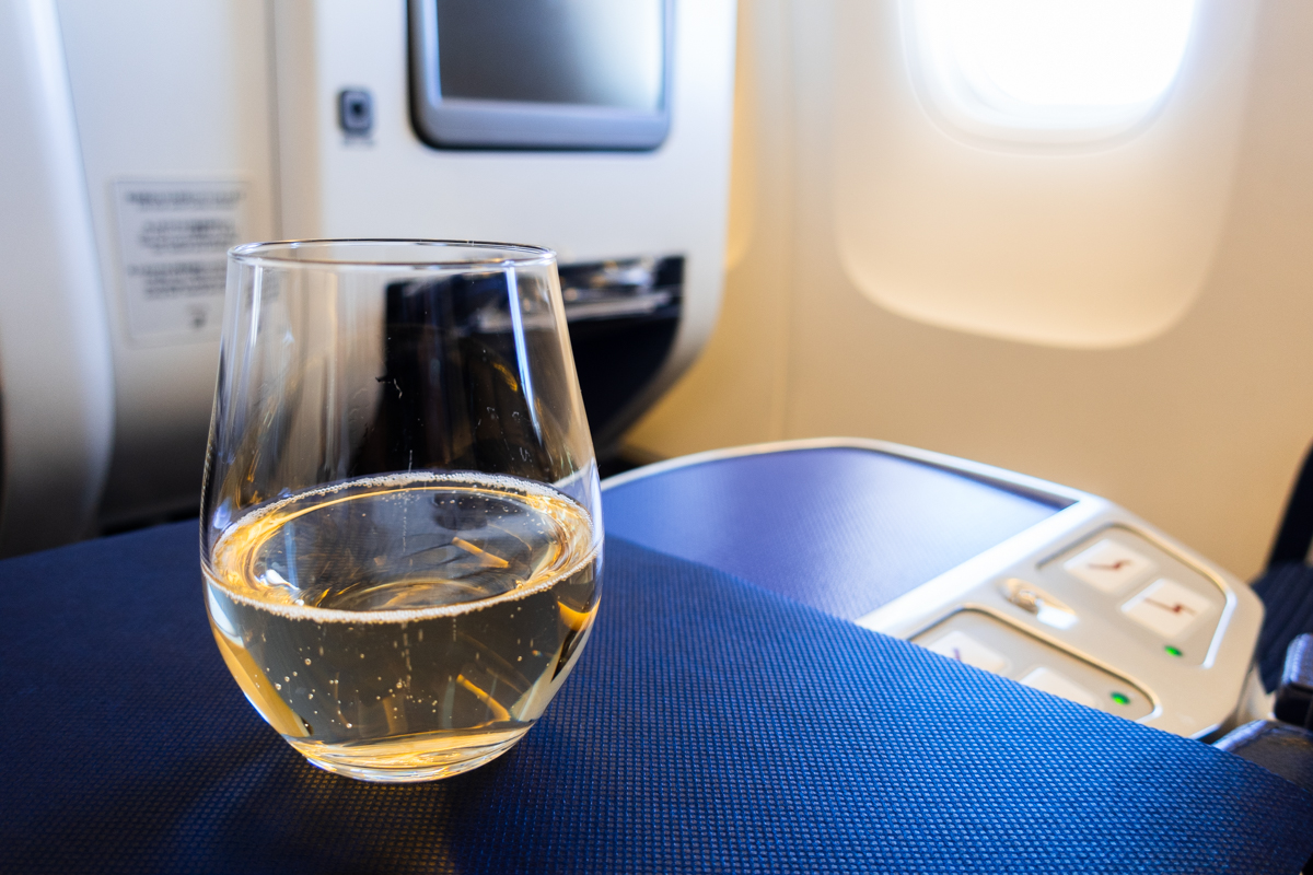 離陸後のドリンク