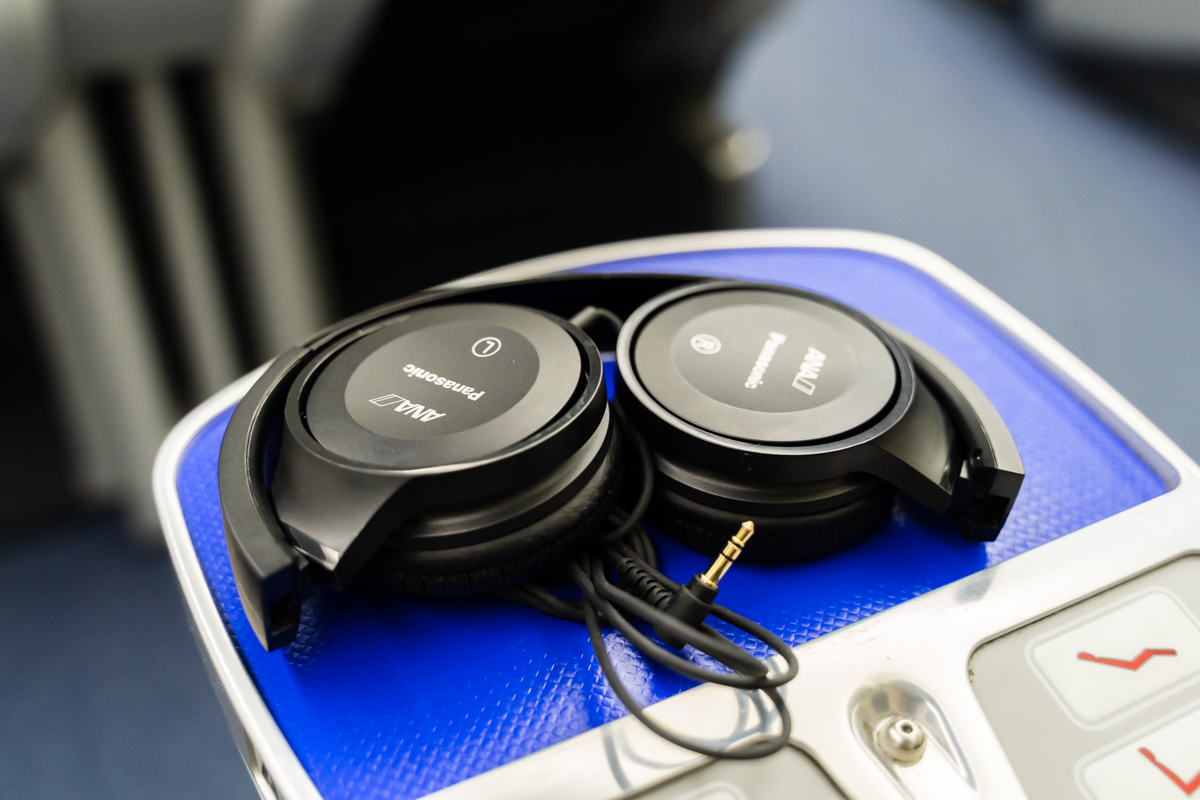 ヘッドフォン