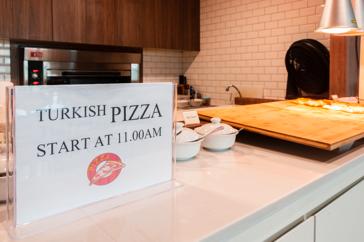 ラウンジの料理