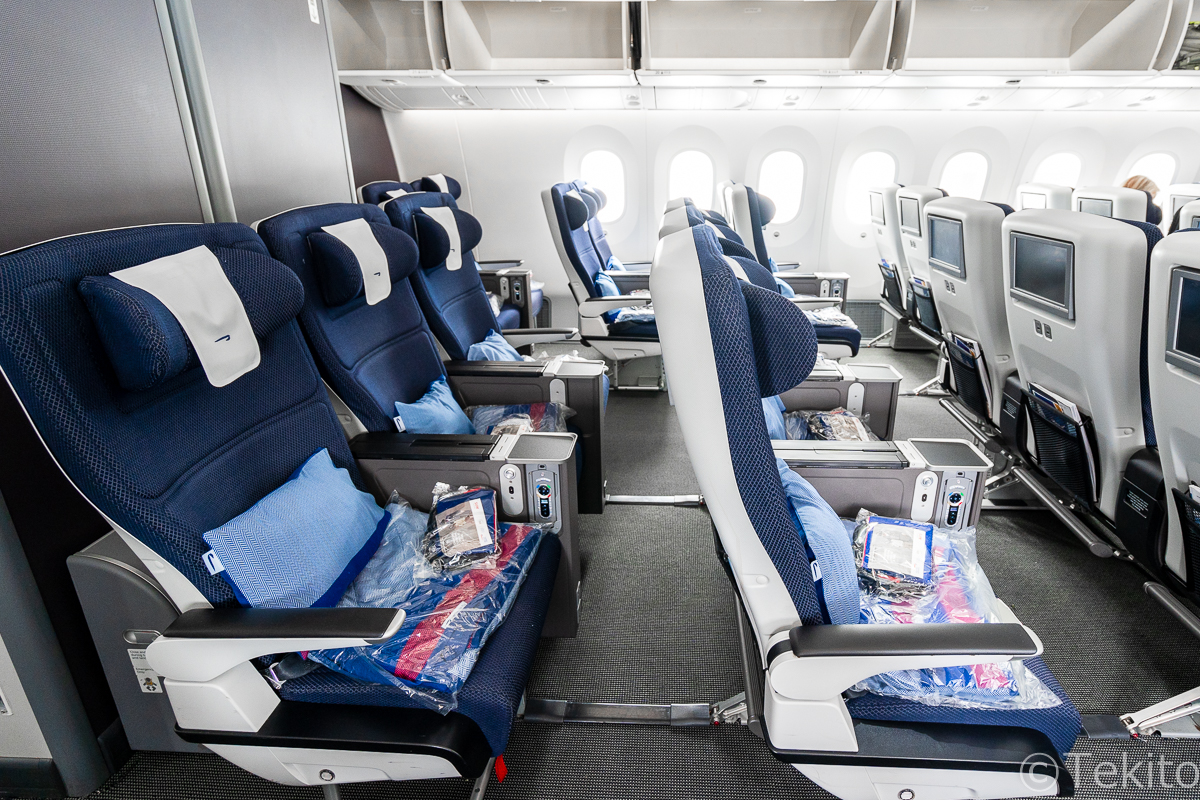 World Traveller Plus