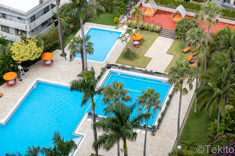 客室から見たガーデンプール