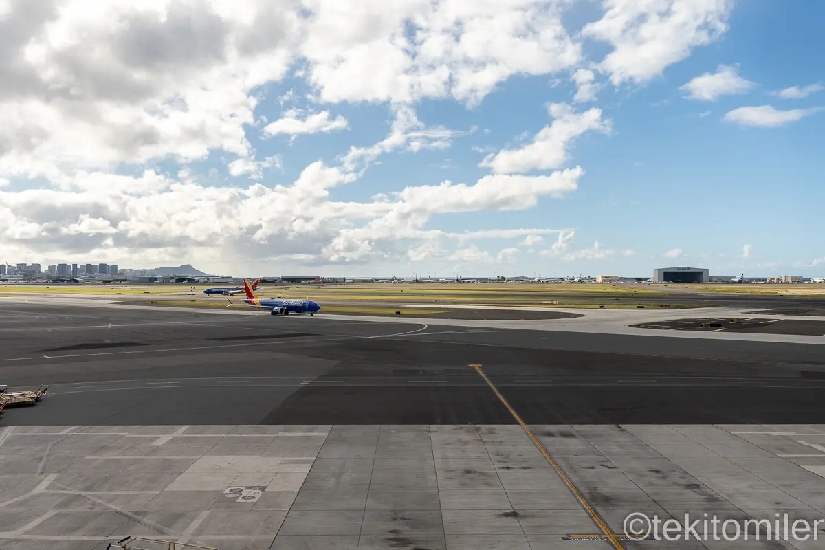 ホノルルのANAラウンジから見た景色