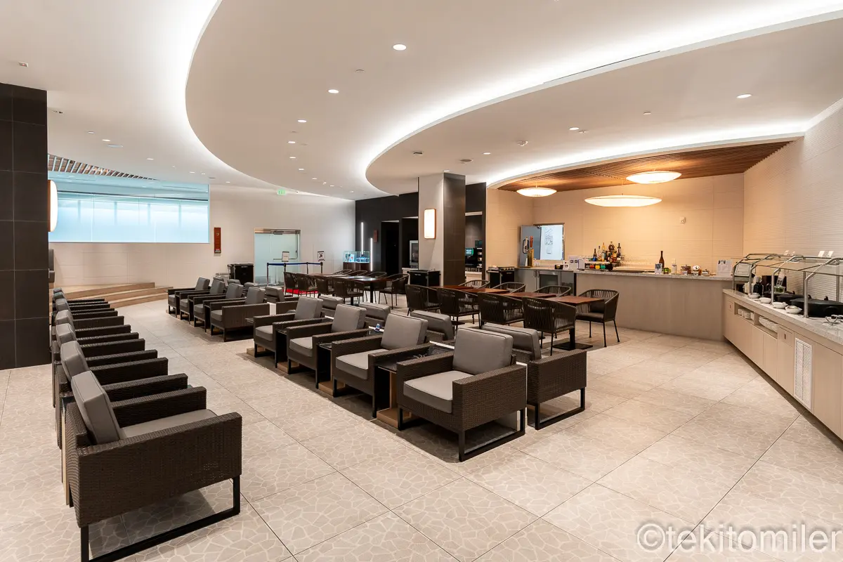 ホノルルのANAスイートラウンジ全体